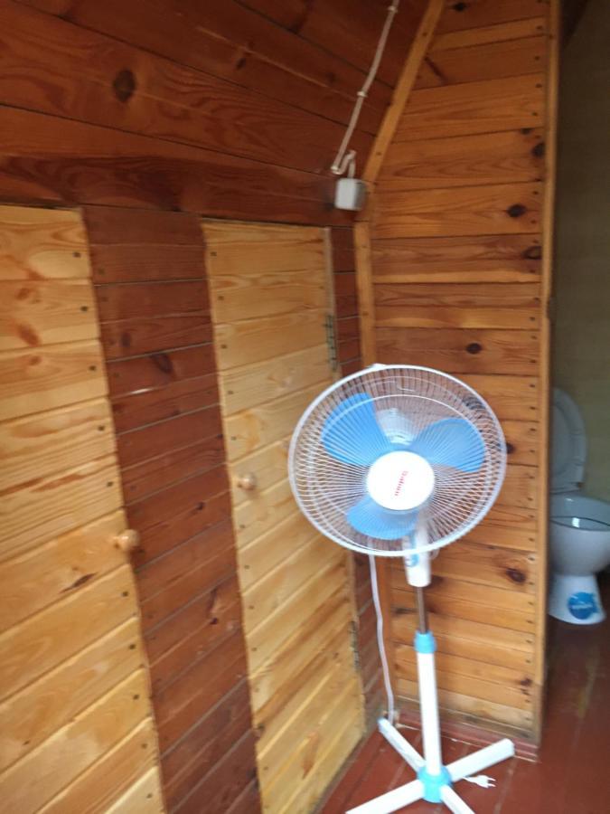 Номера В Деревянных Домиках Hotel Fontanka Bagian luar foto