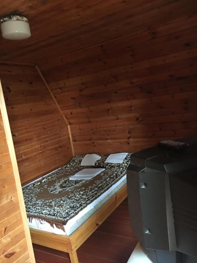 Номера В Деревянных Домиках Hotel Fontanka Bagian luar foto