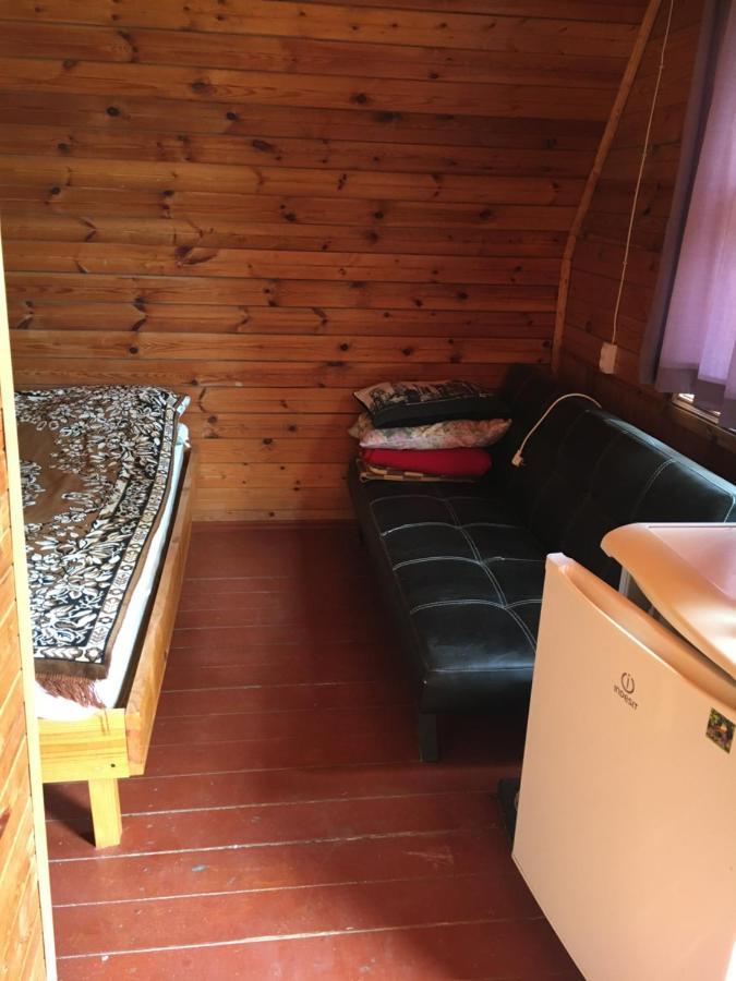 Номера В Деревянных Домиках Hotel Fontanka Bagian luar foto