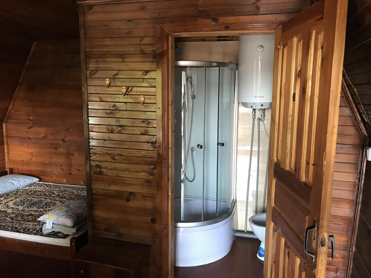 Номера В Деревянных Домиках Hotel Fontanka Bagian luar foto