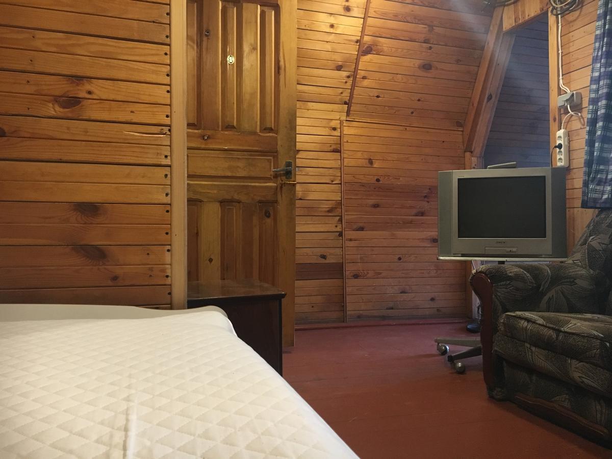 Номера В Деревянных Домиках Hotel Fontanka Bagian luar foto