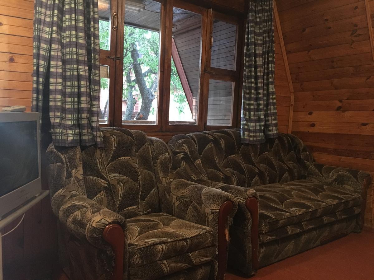 Номера В Деревянных Домиках Hotel Fontanka Bagian luar foto
